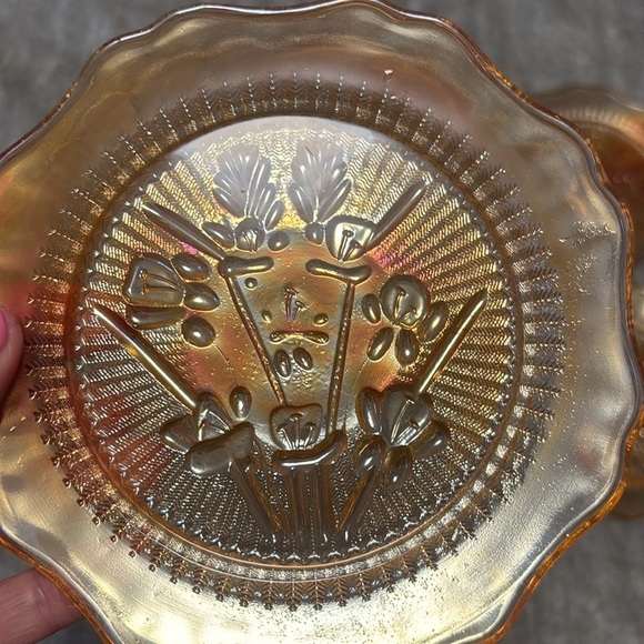 Vintage Jeanette Iris Saucers Depression Carnival
Glass 5.5" Plates MCM 1960's - Picture 4 of 7